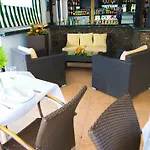Ona Casitas Aparthotel 4*