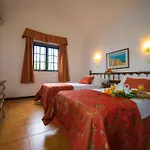 Ona Casitas