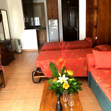 Ona Casitas Lägenhetshotell Playa Blanca (Lanzarote)