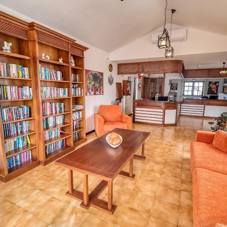 Ona Casitas 3*