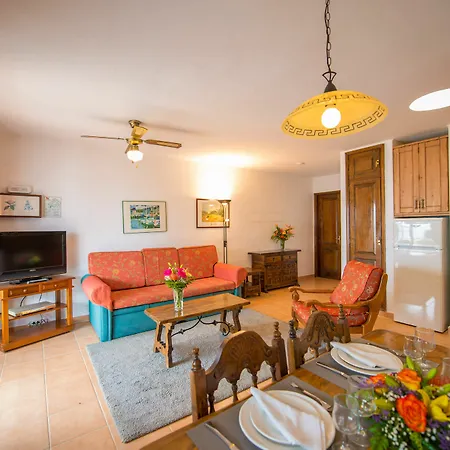 Hotel apartamentowy Ona Casitas 4*