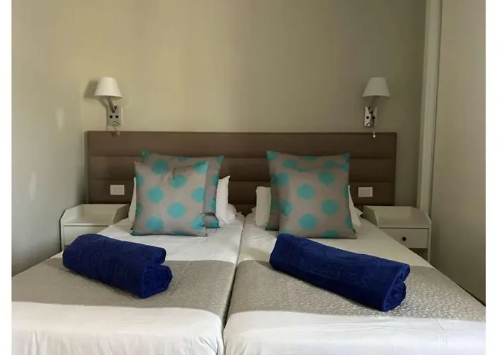 Ona Casitas Aparthotel 4*