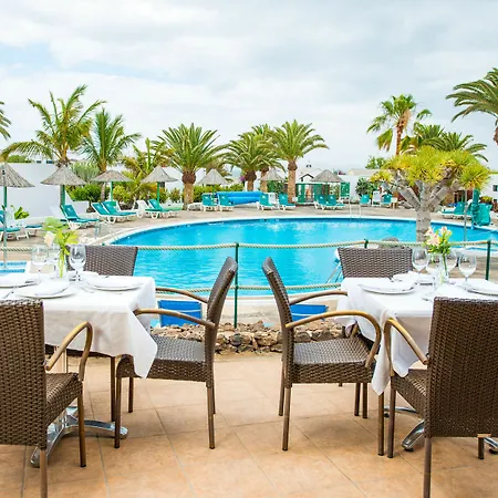 Ξενοδοχείο με διαμερίσματα Ona Casitas 4*