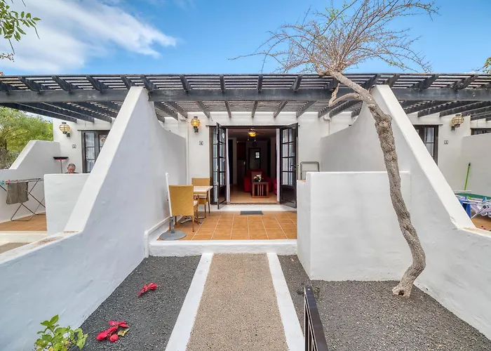 Ona Casitas Aparthotel 4*